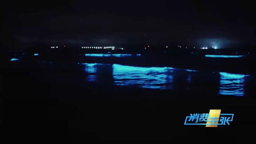DƬ
